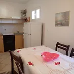 Tinka Starigrad Paklenica