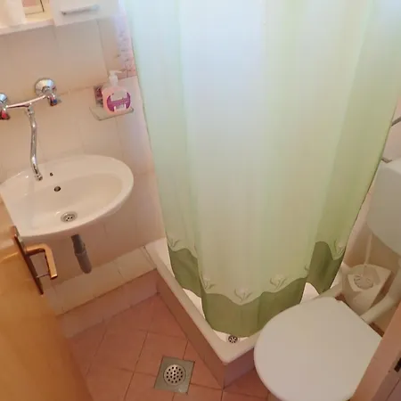 Gæstehus Tinka Starigrad Paklenica