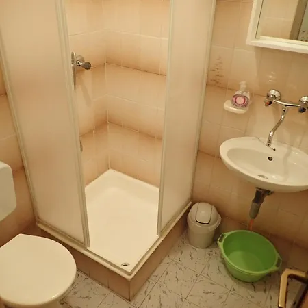 Tinka Guest house 3*